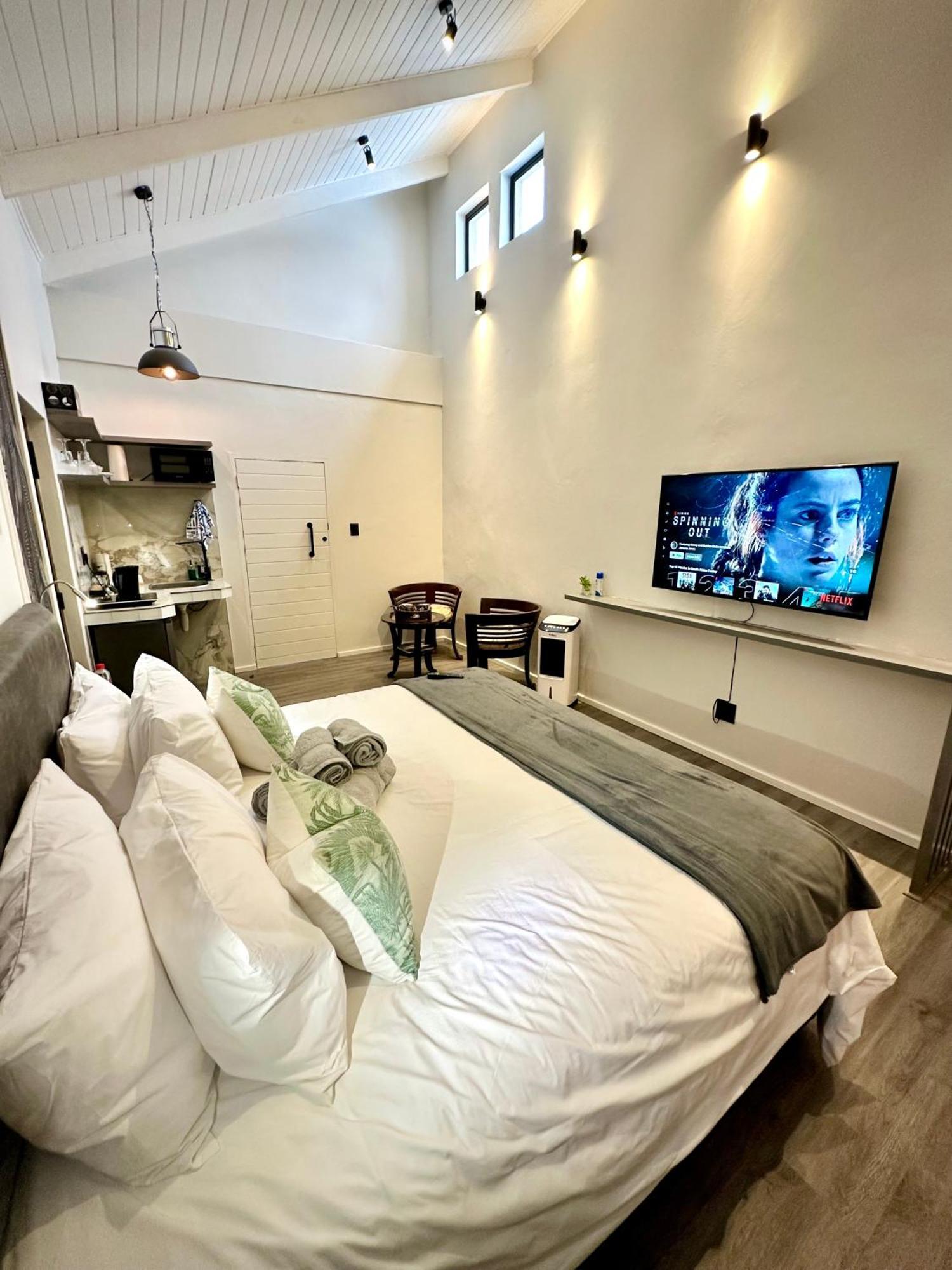 Spacube Luxury Suites And Spa Pretoria-Noord Dış mekan fotoğraf