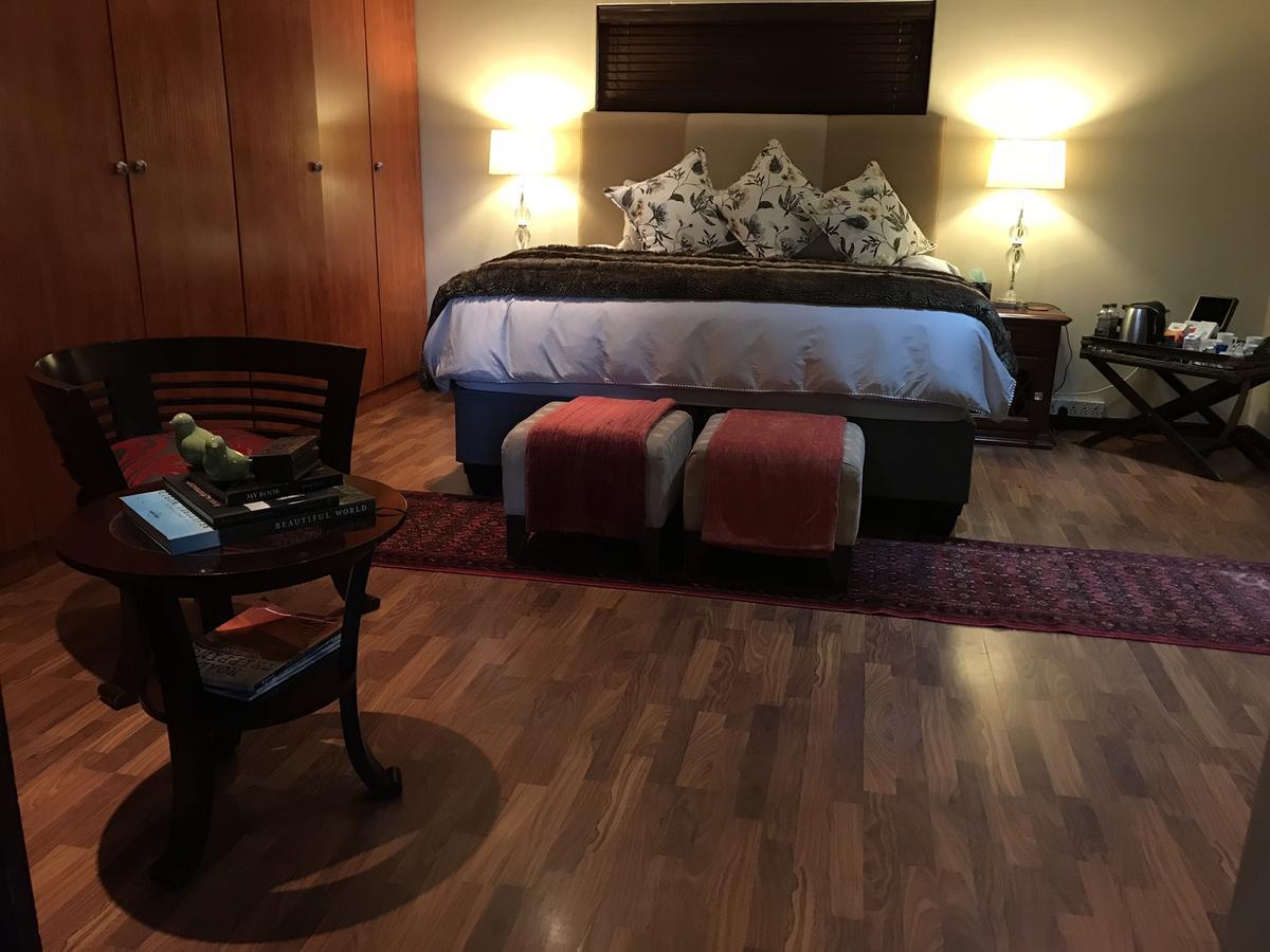 Spacube Luxury Suites And Spa Pretoria-Noord Dış mekan fotoğraf